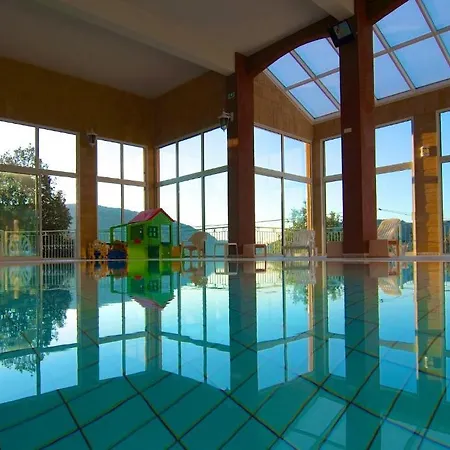 Otel Logis Restaurant La Porte Des Cevennes
