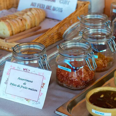 호텔 Logis Restaurant La Porte Des Cevennes 3*