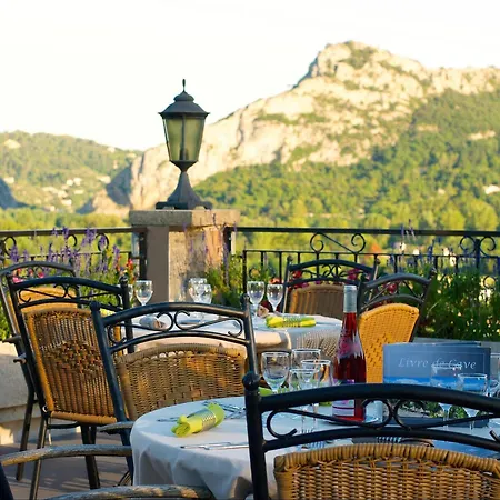 호텔 Logis Restaurant La Porte Des Cevennes