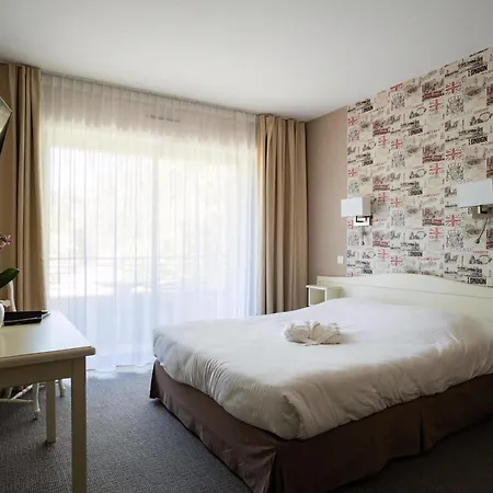 Logis Restaurant La Porte Des Cevennes Otel 3*