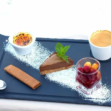 Otel Logis Restaurant La Porte Des Cevennes